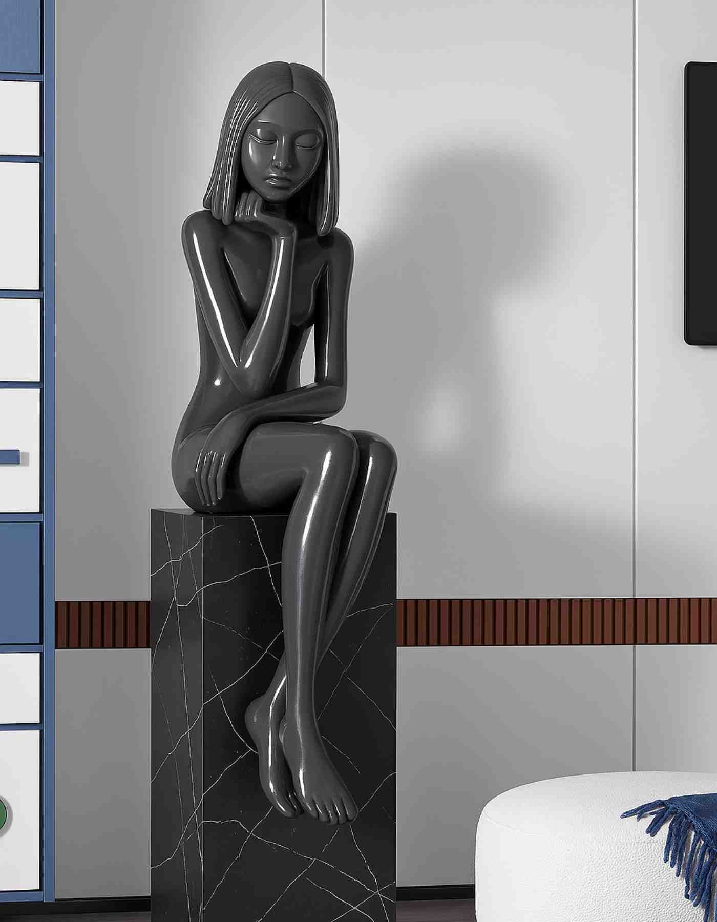 Glass Myth | A Statement Sculpture for the Entryway Corner made in Resin