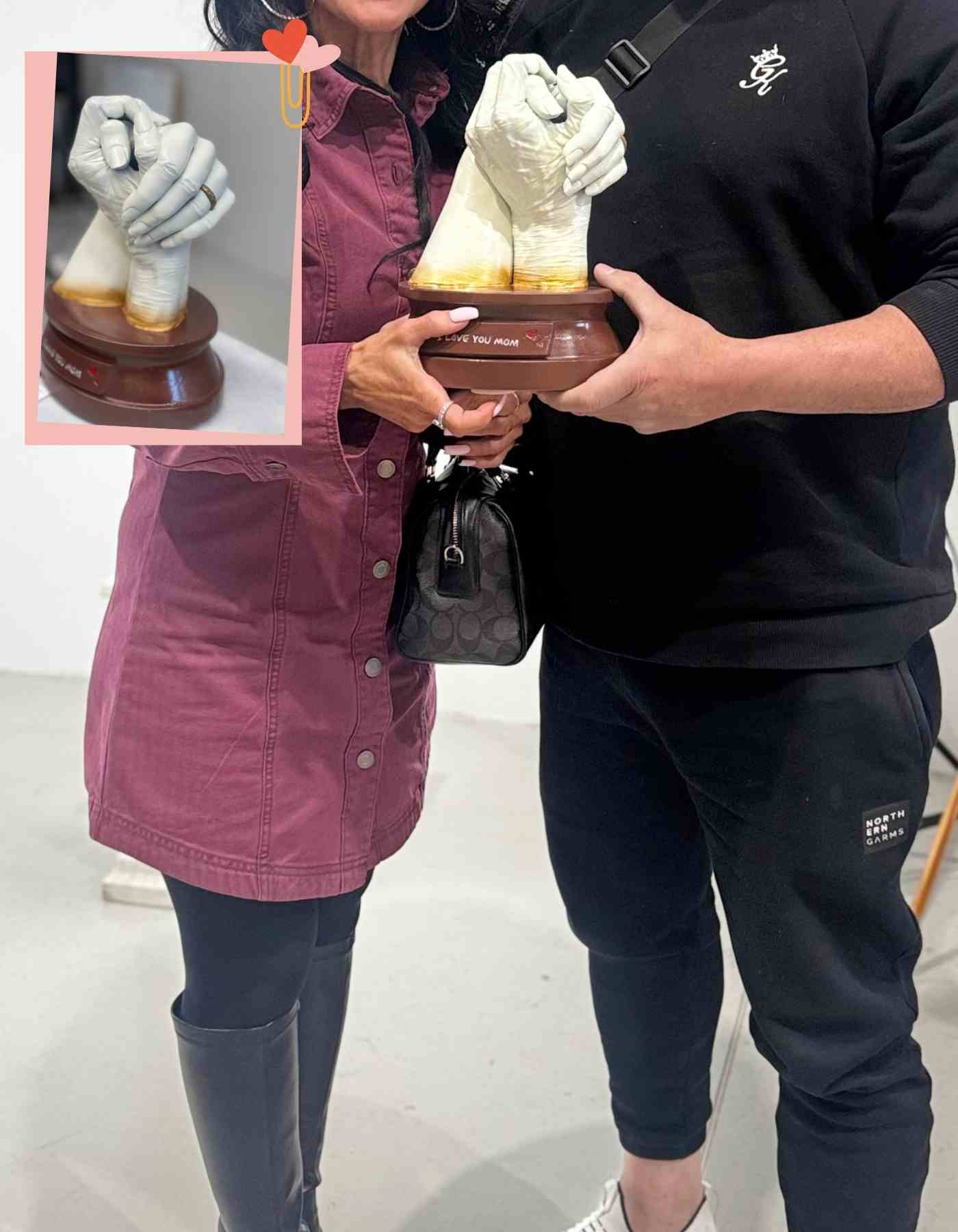 Hand sculpture : Custom made Hand sculpture ( Just from your Pics)