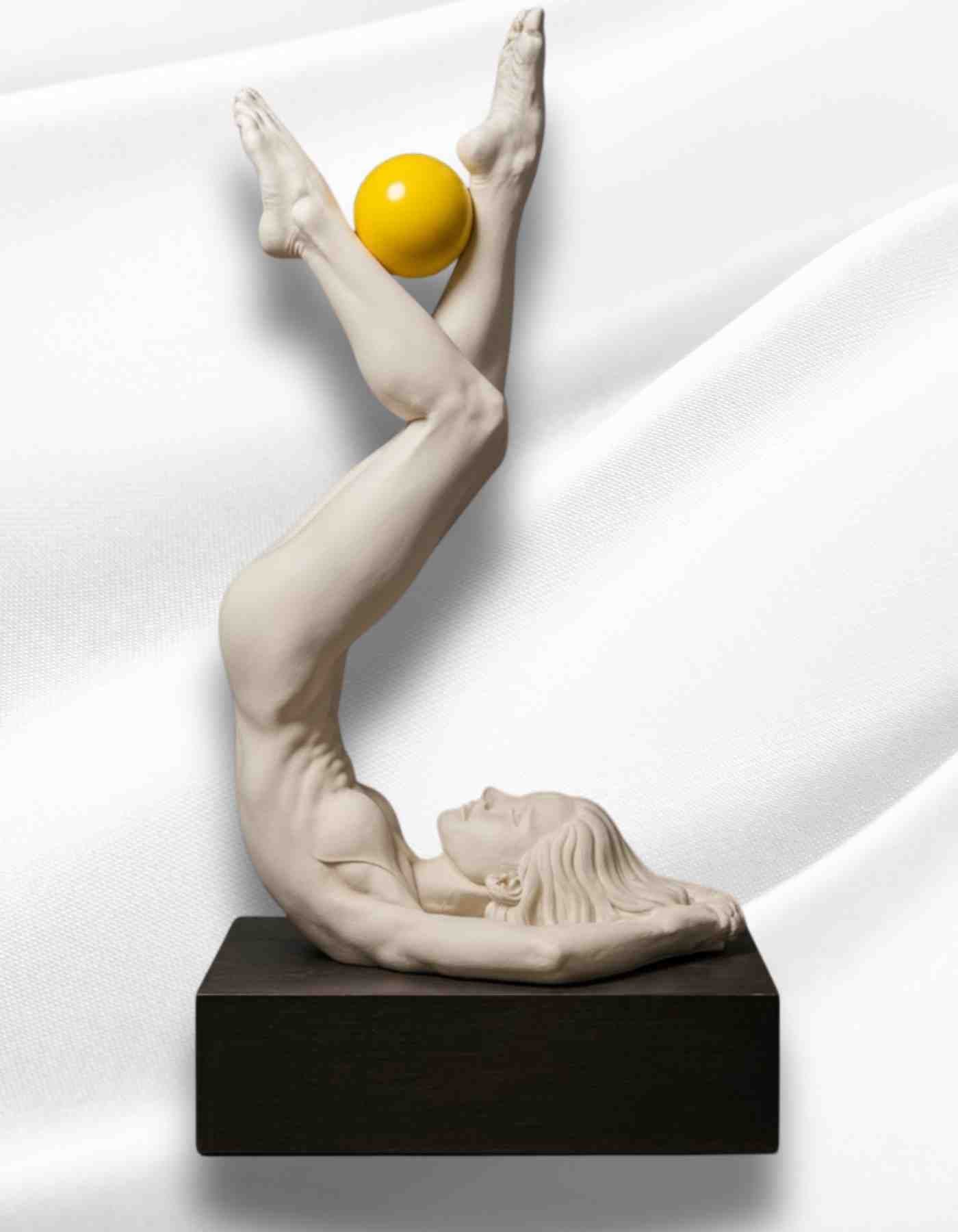 Yuri Design | | A Statement Sculpture for the Entryway Corner made in Resin