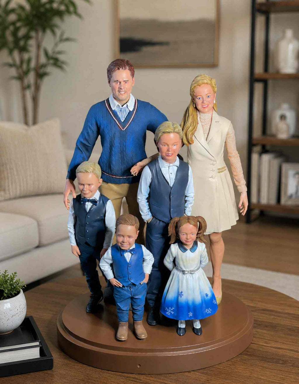 Luxury family sculptures that preserve your legacy in form