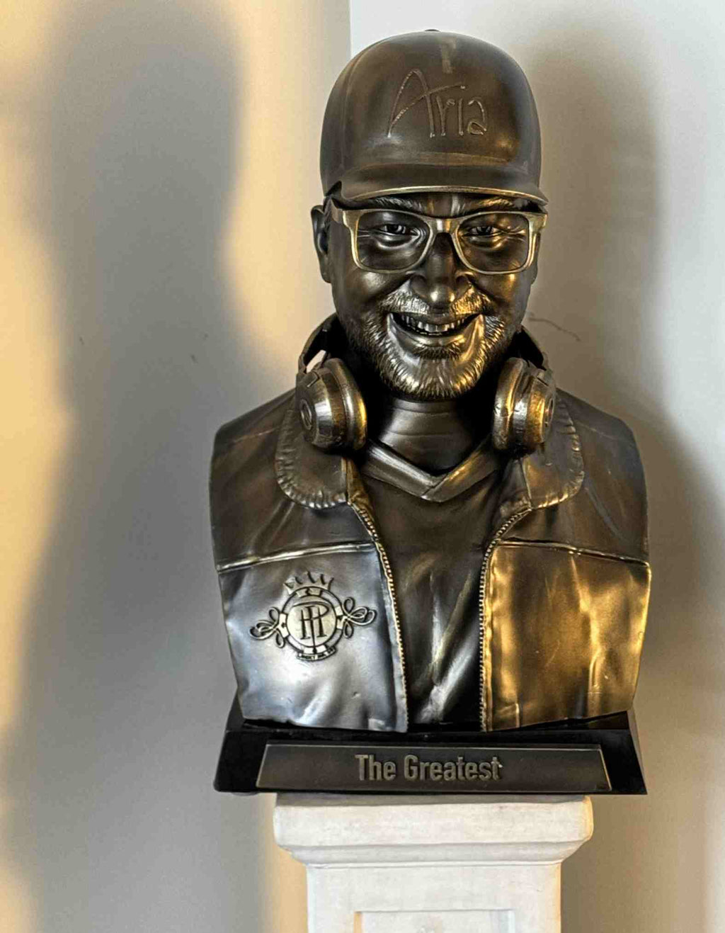 Custom made Bronze Sculptures - Unique Gifts