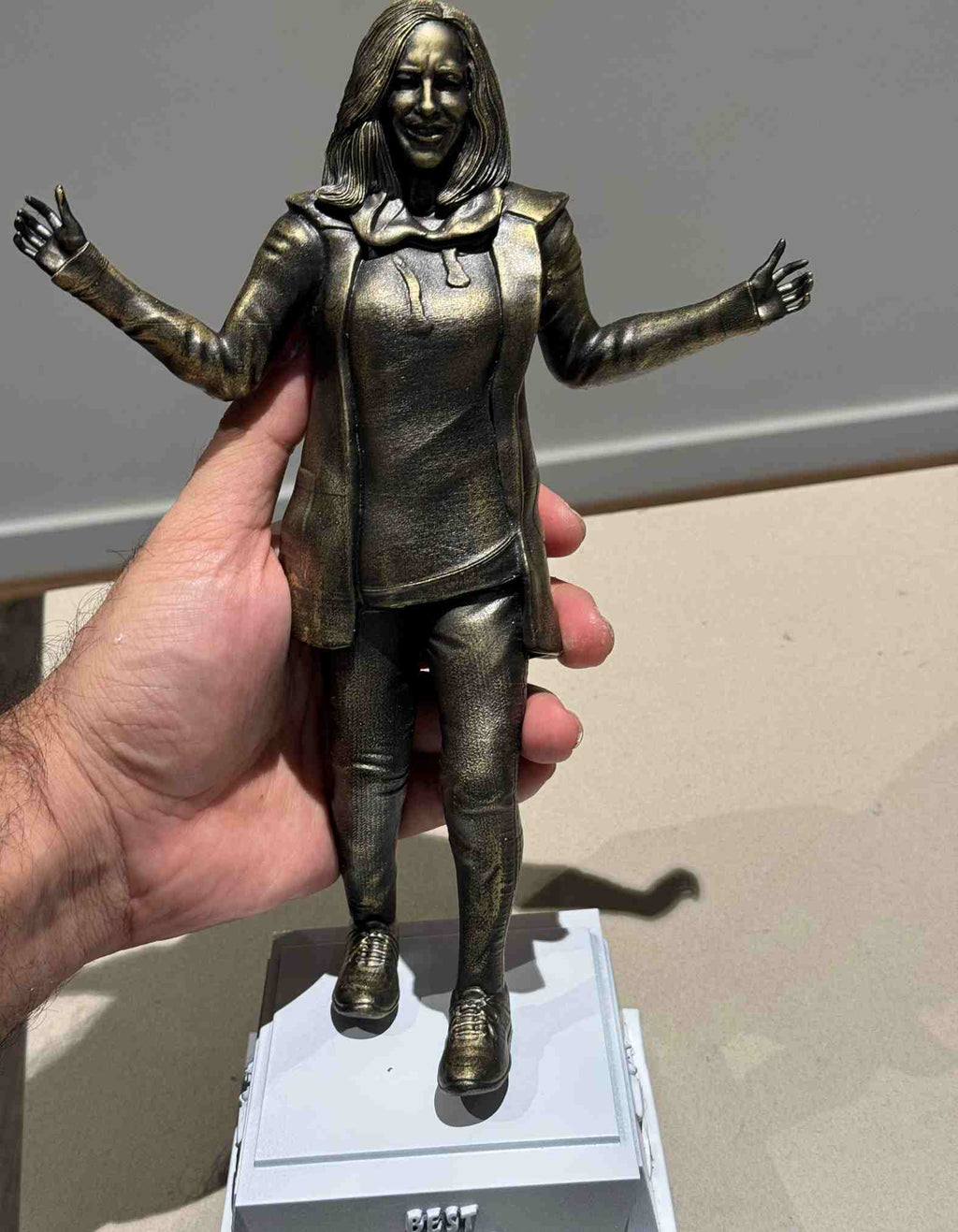 Custom made Bronze Sculptures - Unique Gifts