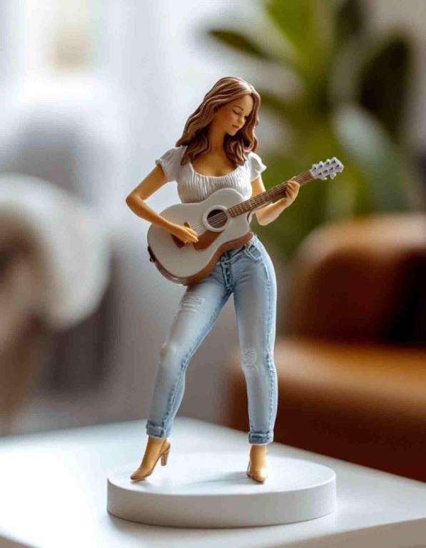 3d figurine : Custom Sculpted and  3D printed Figurines