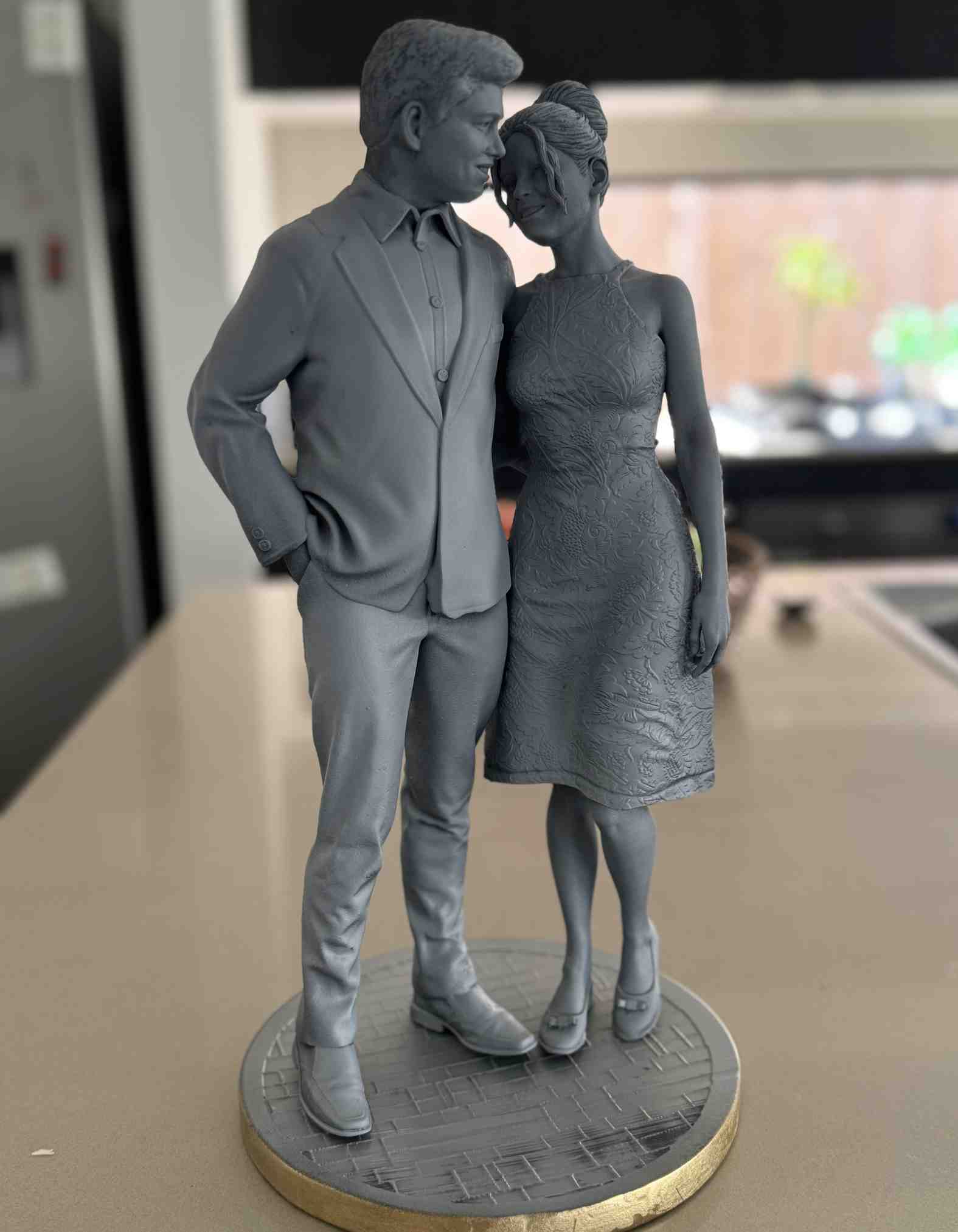 3D couple figurines, crafted in any pose you love